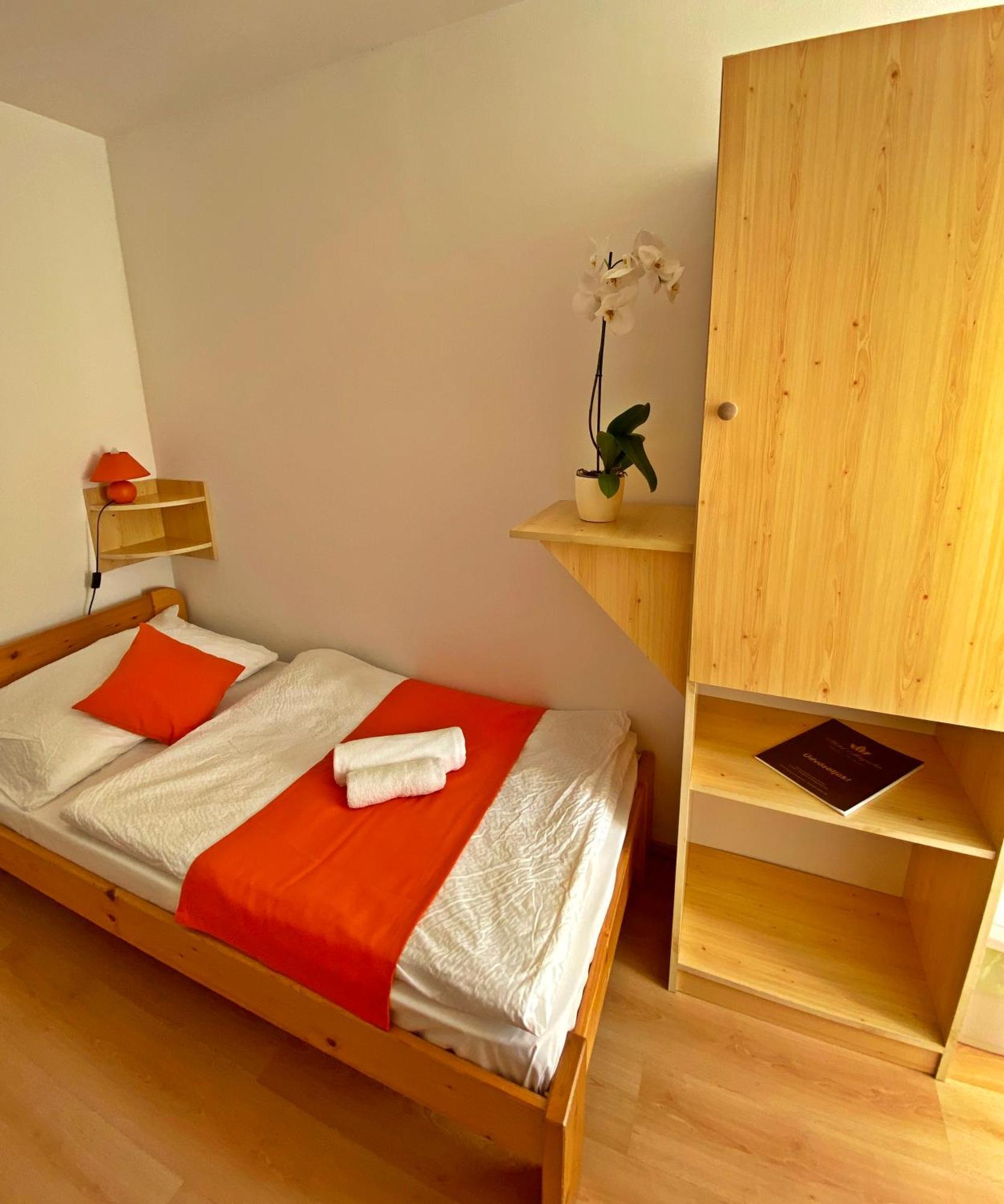 Hotel Magnolia Балатонсепезд Стая снимка