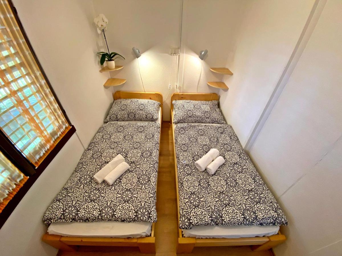 Hotel Magnolia Балатонсепезд Екстериор снимка