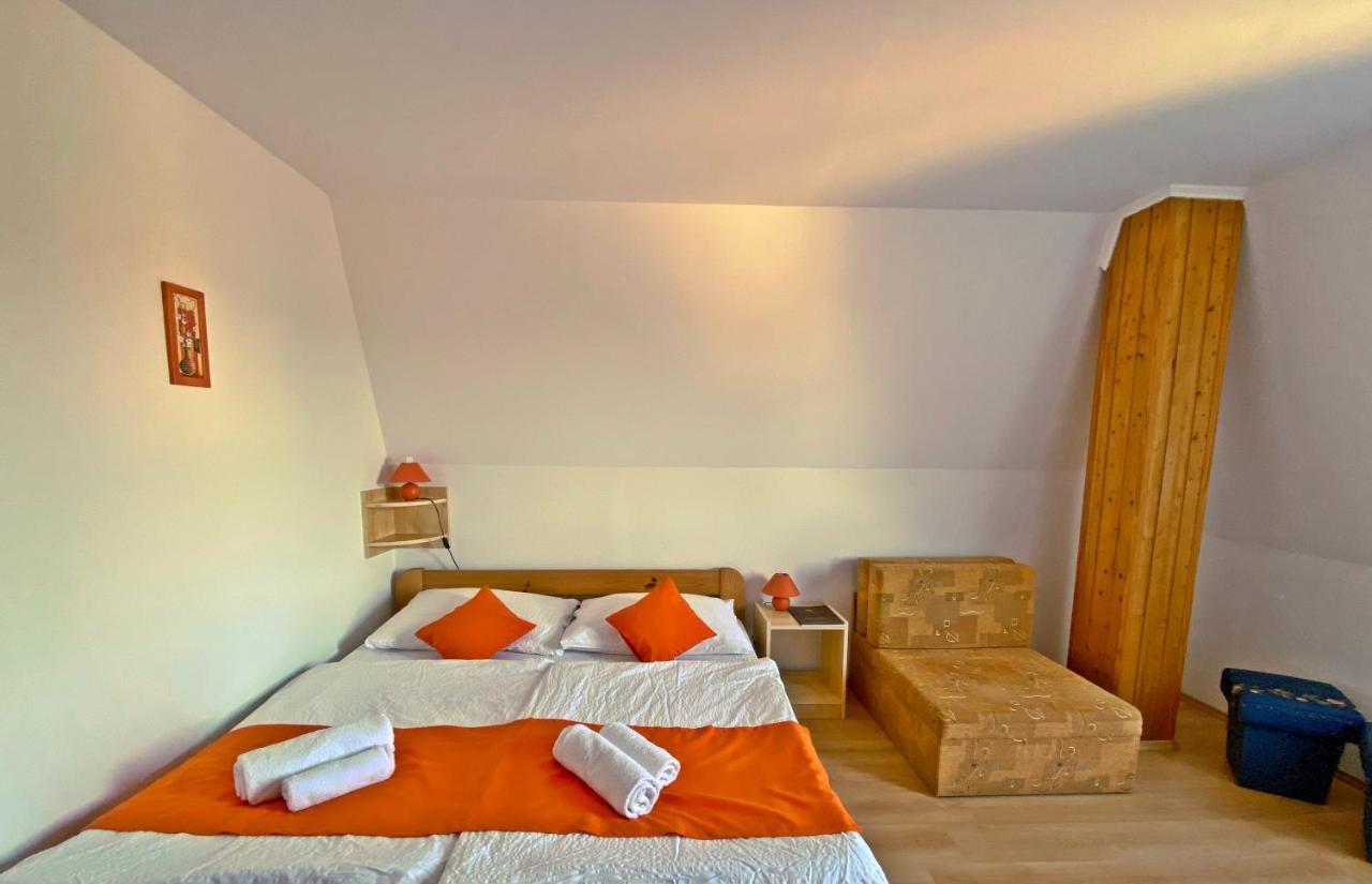 Hotel Magnolia Балатонсепезд Екстериор снимка